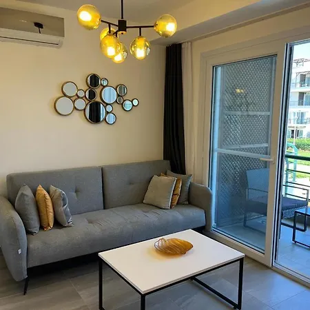 Thalassa Apartment